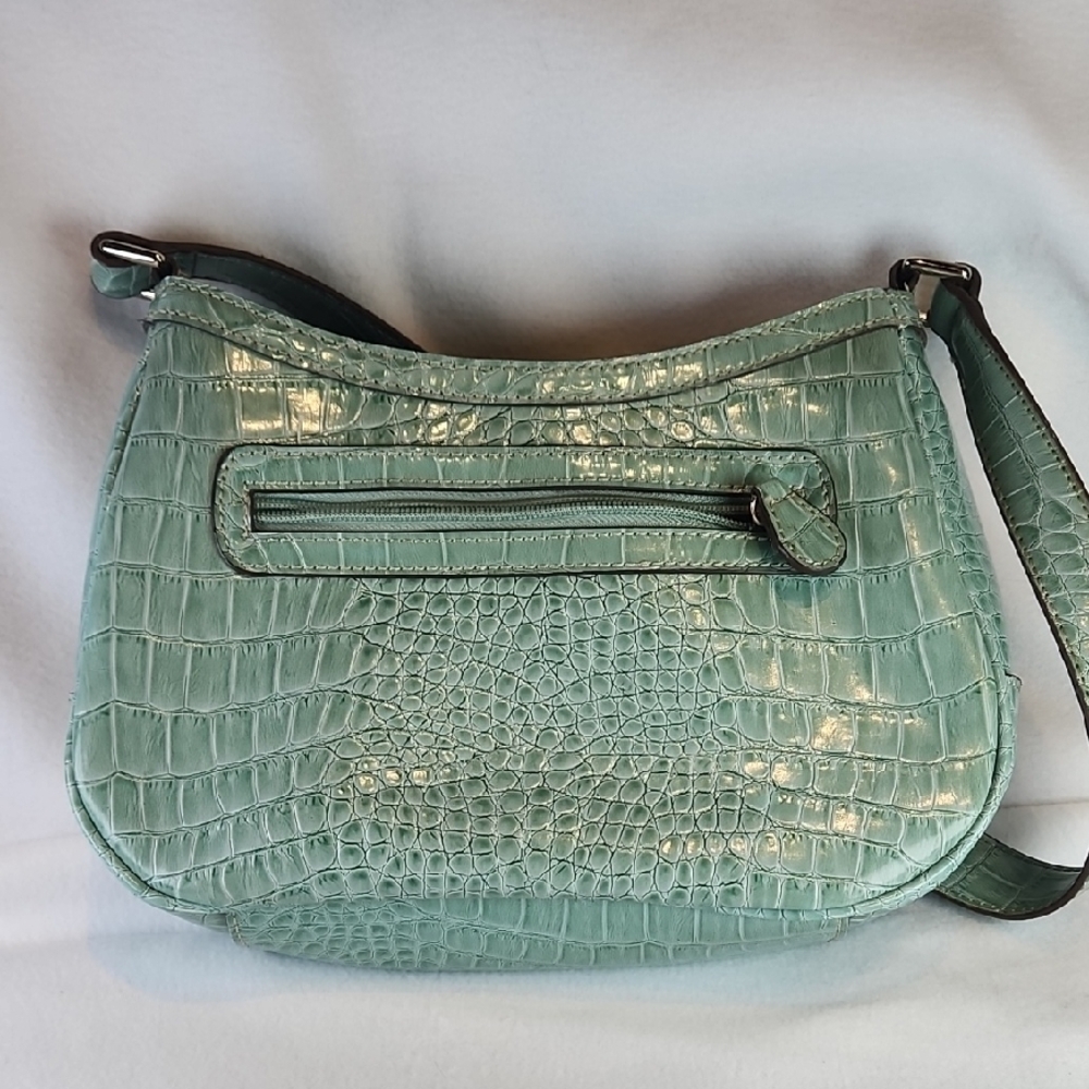 Chic Mint Green Crocodile-Embossed Shoulder Bag CLEARANCE - Picture 4 of 8